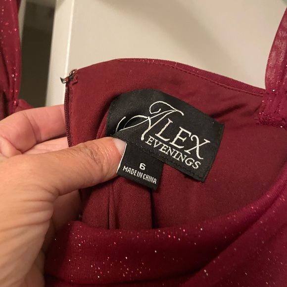 Glitter Mesh Square Neck Cold Shoulder Cap Sleeve Side Slit Ruched Gown - Picture 2 of 4